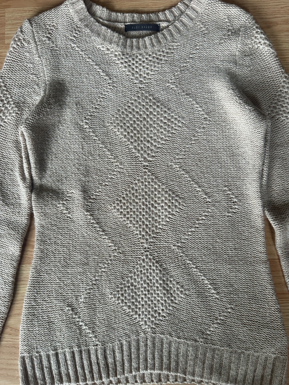 Suzy Shier Diamond Knit Sweater BEIGE